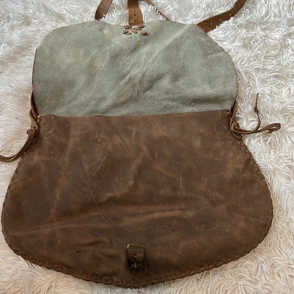 Leather Handmade Messenger bag - Picture 7 of 13